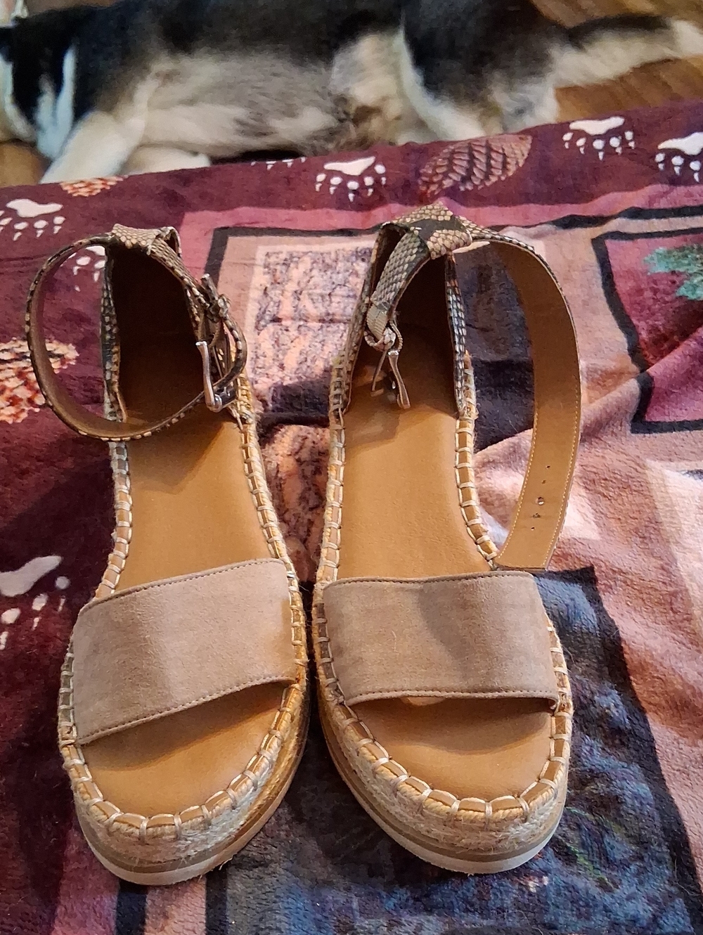 Universal Thread Beige Espadrille Ankle-Strap Sandals